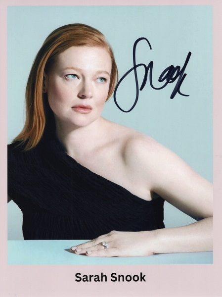 Sarah Snook 8