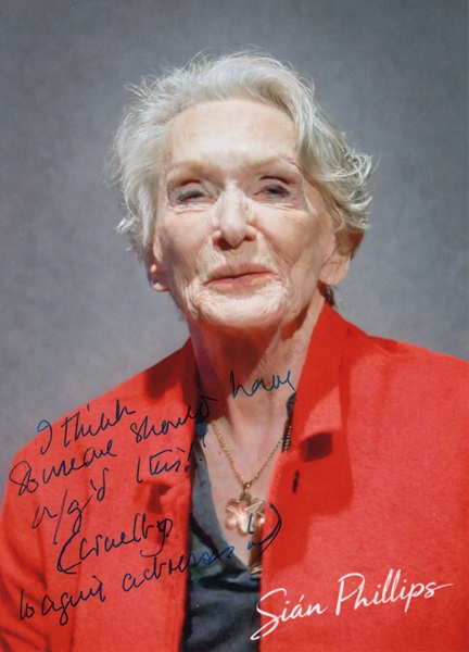Siân Phillips 2